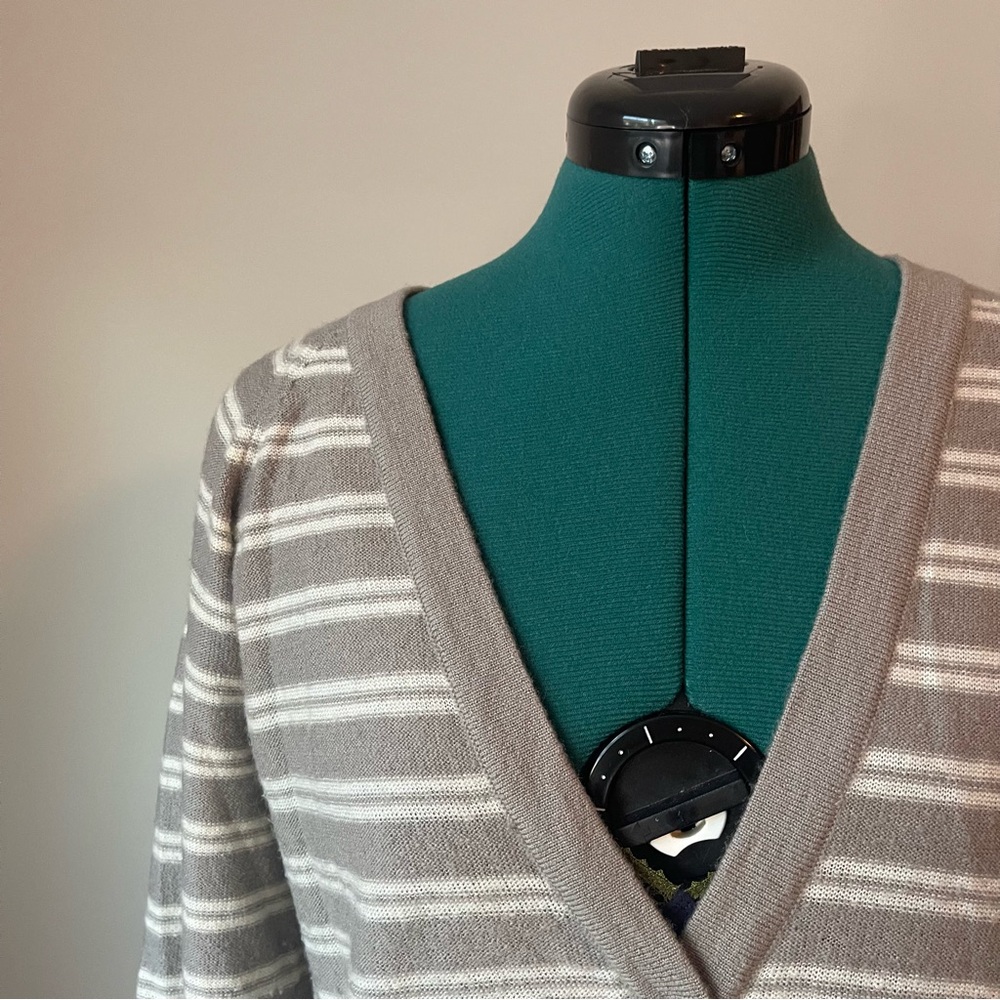 Trovata Wool Cardigan M - Picture 4 of 11